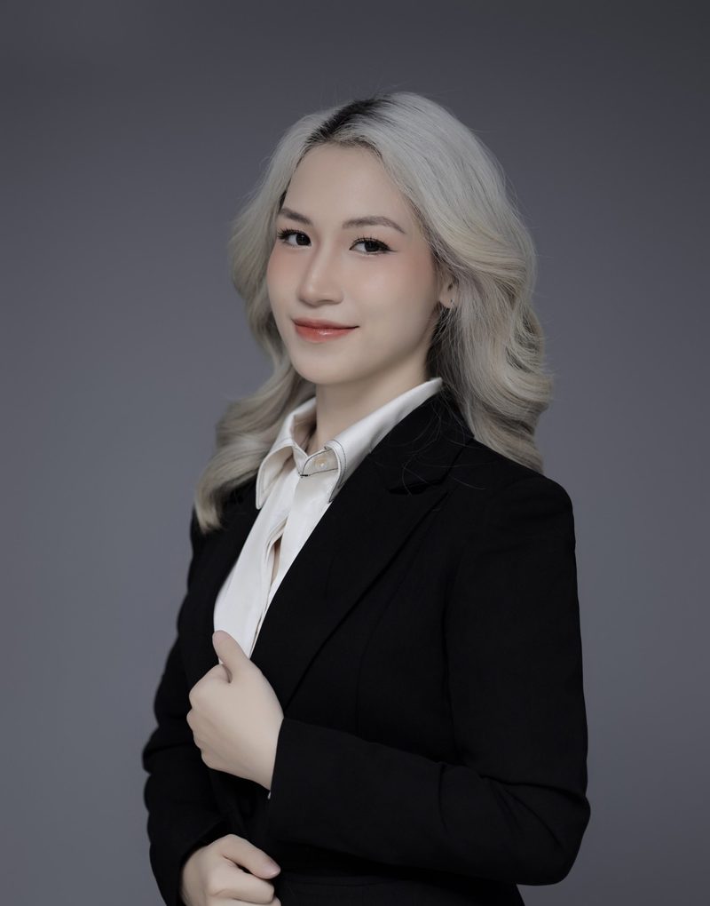 Chân dung Nguyễn Thị Minh